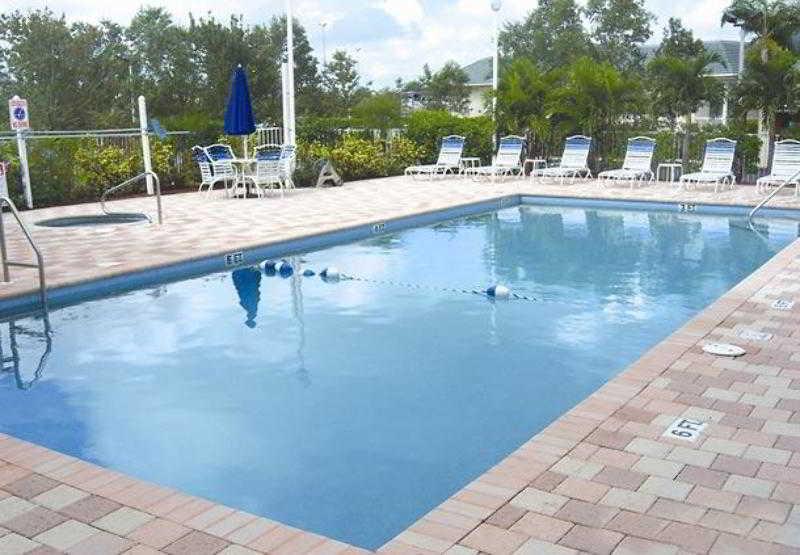 Springhill Suites Port Saint Lucie Port St. Lucie Экстерьер фото